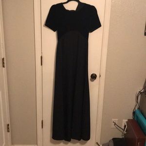 Southeastern Black Maxi Dress